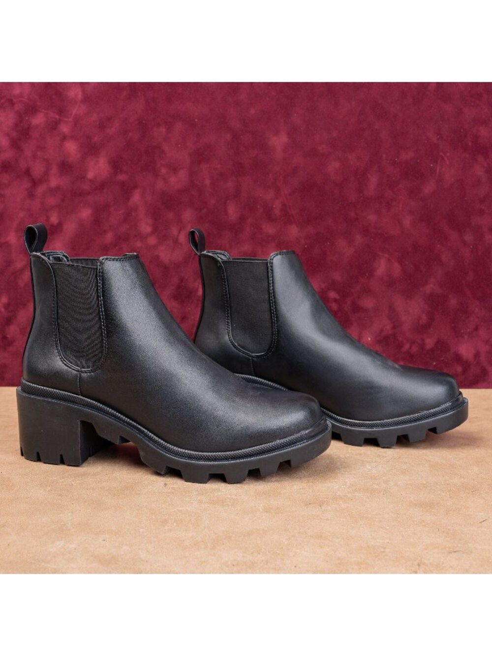 Steve Madden Women Festival Party Night Y2k Chelsea Black Leather Boots sz 9.5